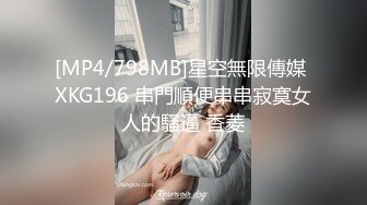 亮面黑丝高跟鞋足交