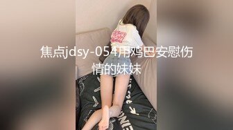 现在的学生越来越会玩了，清纯的五官，吃起鸡来毫不含糊！