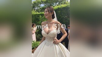 极品超市老板娘【北冥有鱼】真实刺激，今天店里生意不好，趁机勾搭外卖小哥~店里无套内射~ (4)