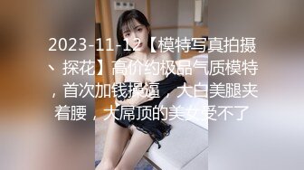 一男三女玩游戏脱衣服 这样的生活羡慕向往啊