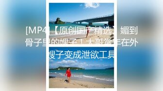 大众浴室偷拍美女淋浴换衣众多的花季学生妹 (2)